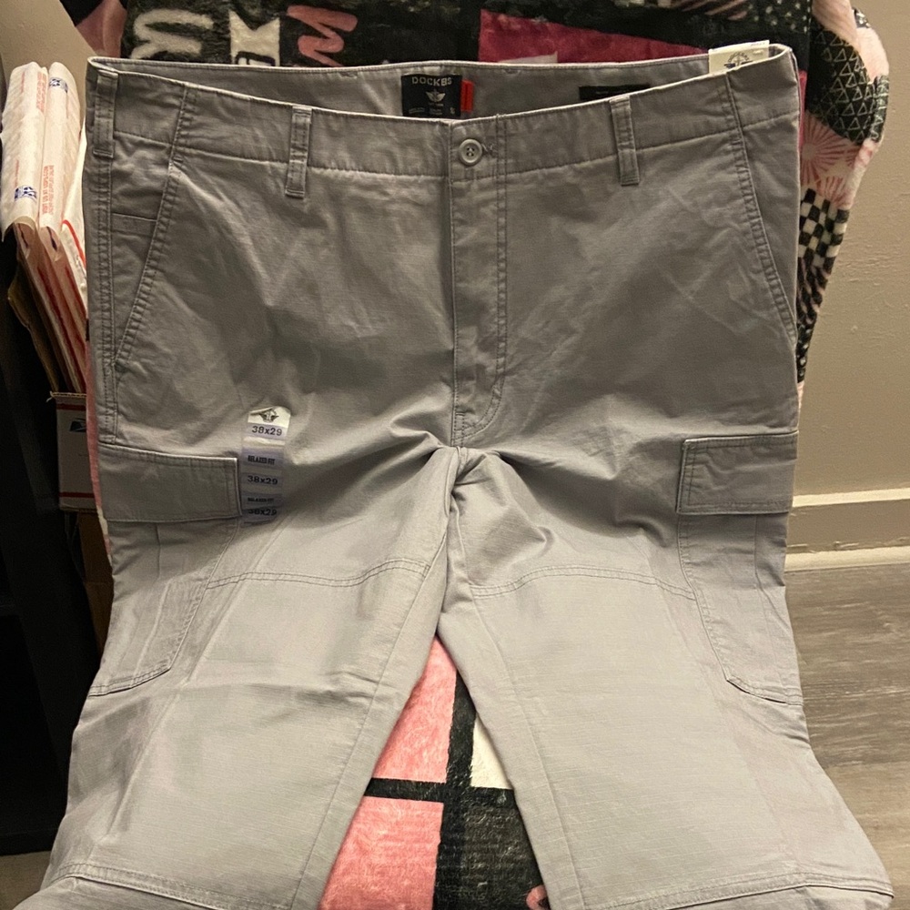 Dockers Men's Light Gray Cargo Pants